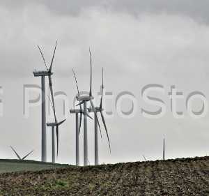 Wind mills towards Bolonia